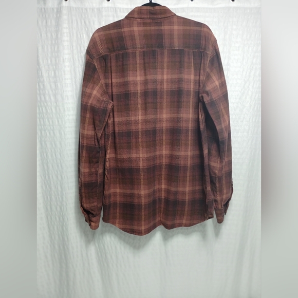 Carhartt Men's Rugged Flex Hamilton Plaid Buttun Down Flannel Shirt. M - Picture 3 of 11